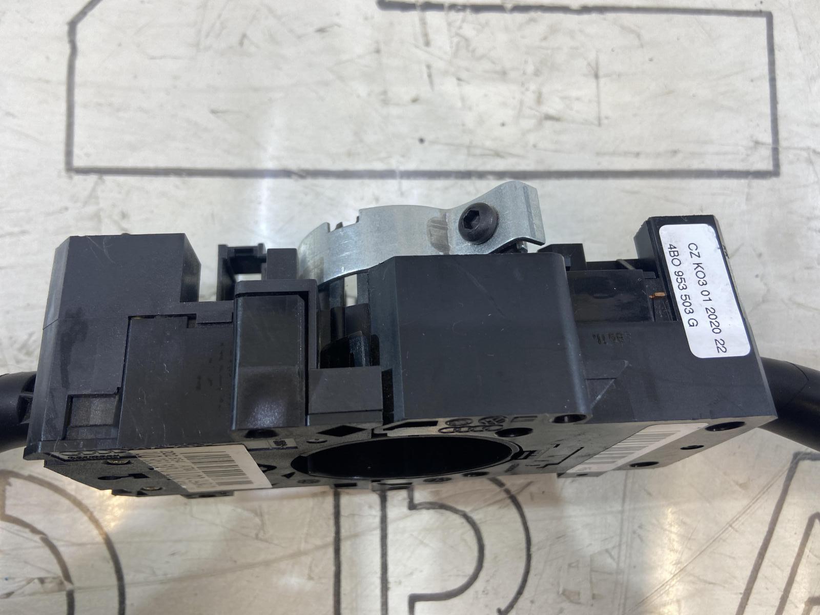 Переключатель подрулевой 8L0953513J Audi A3 / S3