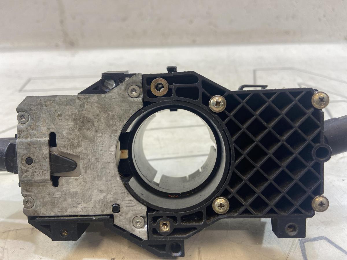 Переключатель подрулевой 4D0953513D Audi A8 D2 / S8 D2