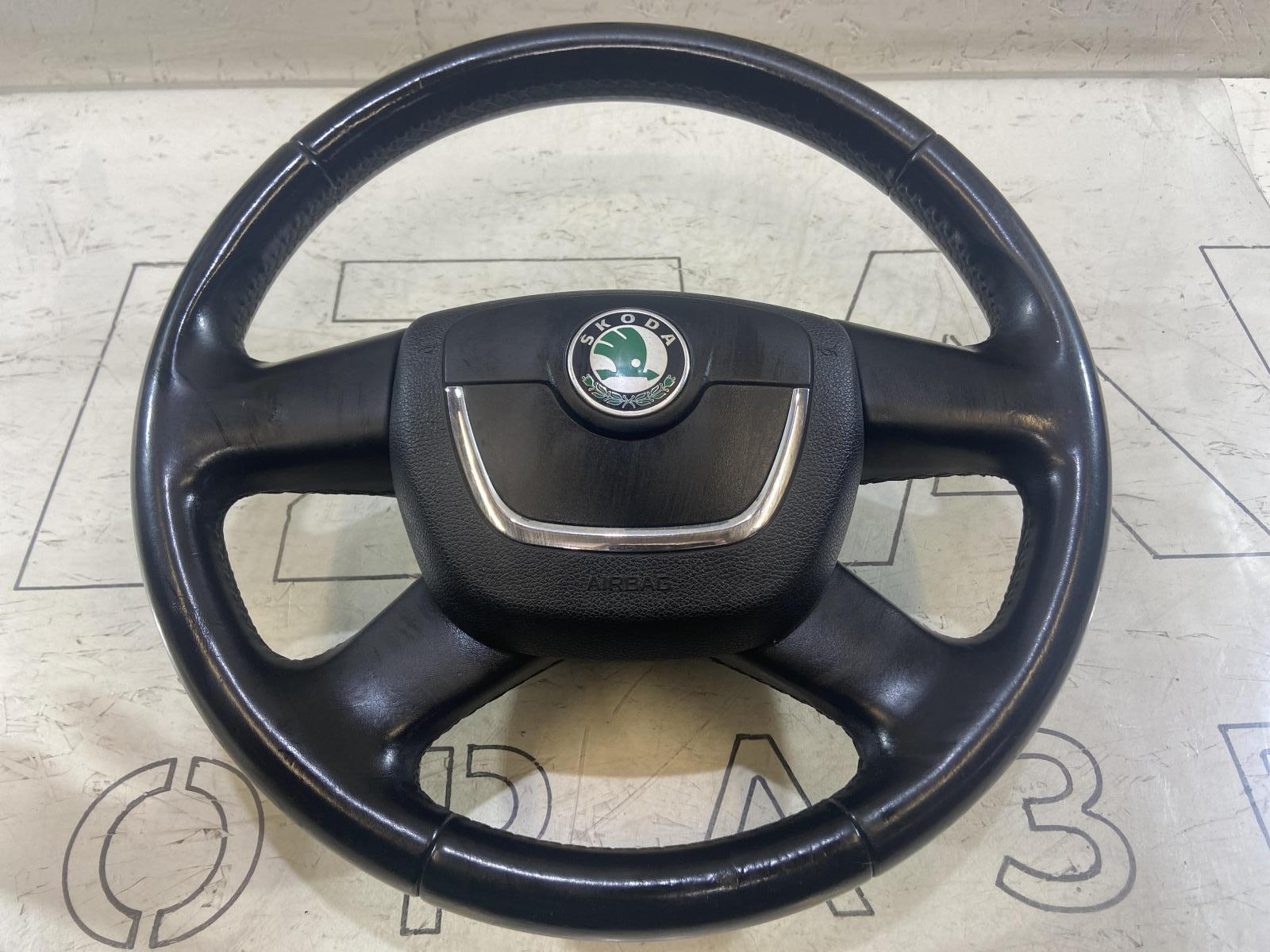 Pулевое колесо (кожа) 3T0419091G Skoda Octavia II рест