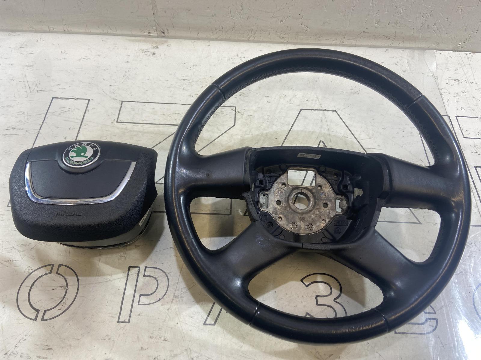 Pулевое колесо (кожа) 3T0419091G Skoda Octavia II рест