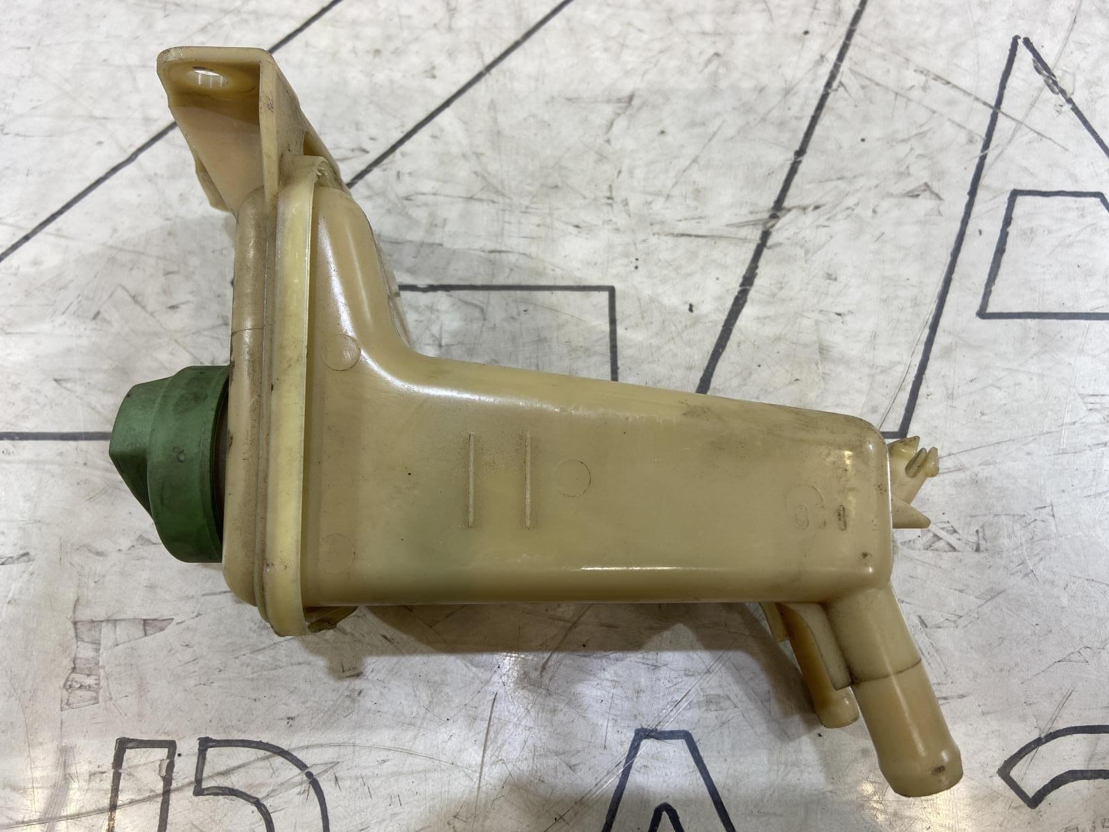 Бачок гидроусилителя 8D0422373C Audi A4 B5