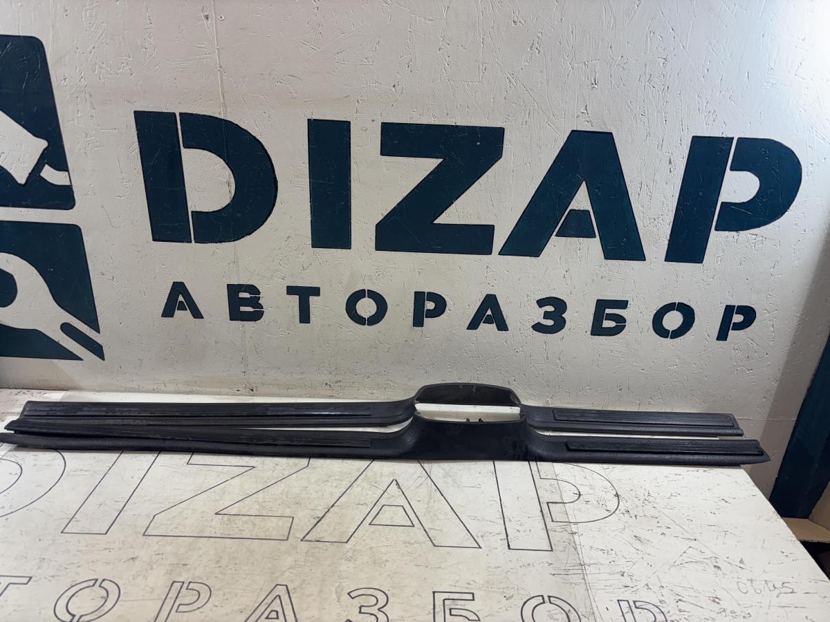 Накладки порогов внутренние 4A0864611 Audi A6 C4