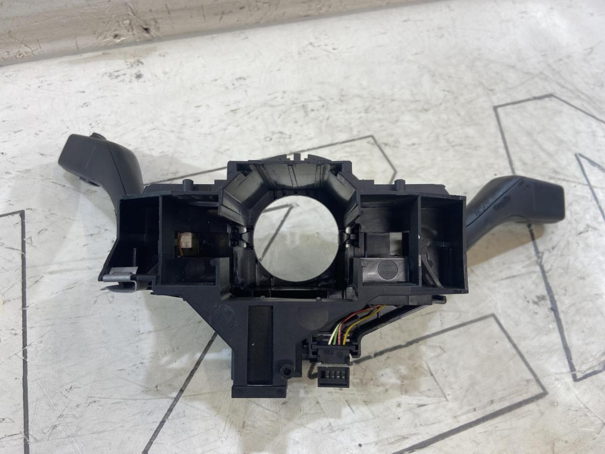 Переключатель подрулевой 1K0953519A Skoda Octavia RS II