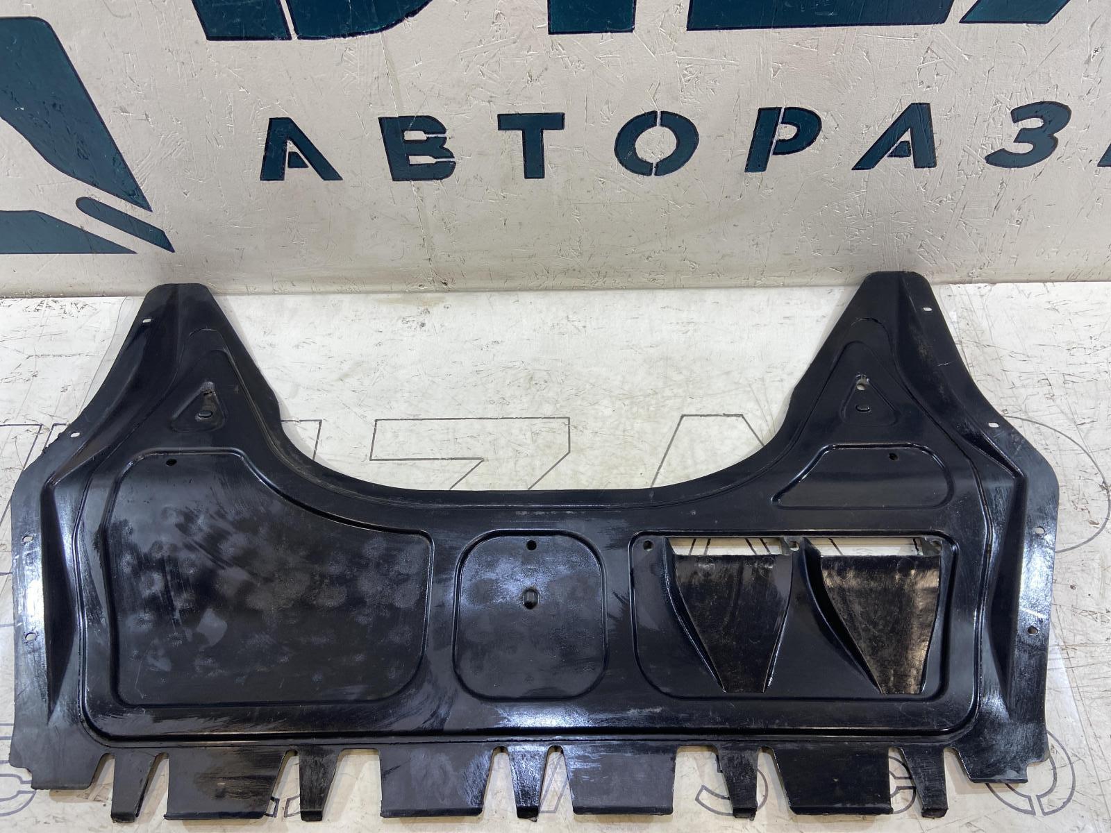Пыльник двигателя центральный 1K0825237J Skoda Octavia II рест