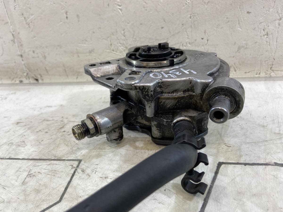 Топливный и вакуумный насос 070145209F Volkswagen Touareg I