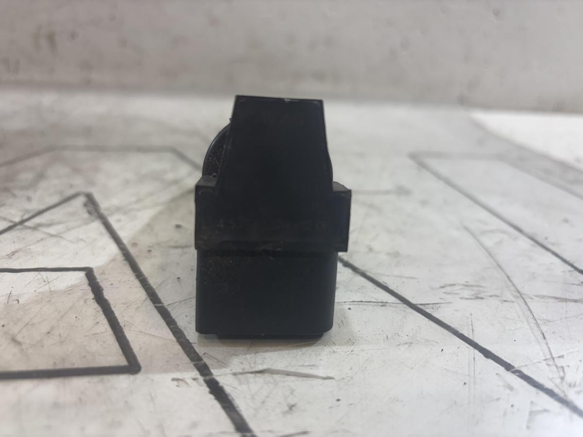 Катушка зажигания 036905715G Skoda Octavia II рест