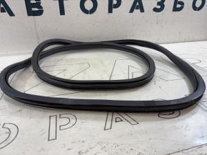Уплотнитель двери задней левой 4B5833721 Audi C5