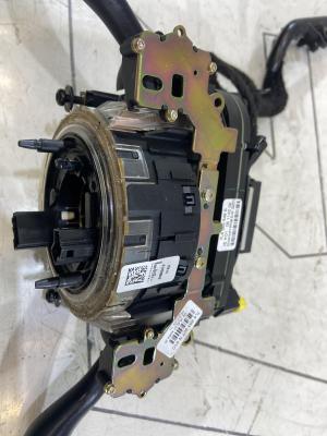 Переключатель подрулевой 8E00953541D Volkswagen Touareg I