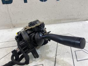 Переключатель подрулевой 8E00953541D Volkswagen Touareg I