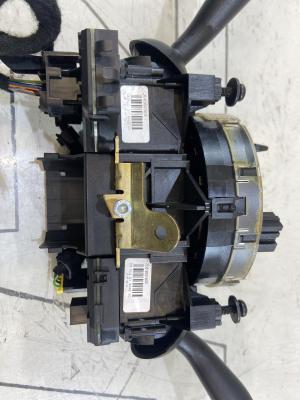 Переключатель подрулевой 8E00953541D Volkswagen Touareg I