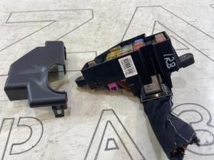 Блок предохранителей 1K2941824 Skoda Octavia II рест