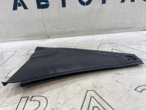 Вставка в жабо 7L6819730A Volkswagen Touareg I
