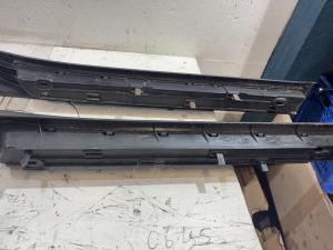 Накладки порогов внутренние 4L0853369 Audi Q7