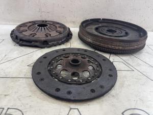 Сцепление+маховик 1.8 ADR 058105266 Audi A4 B5